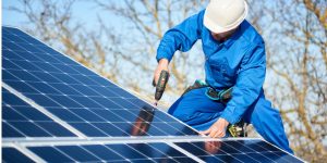 Installation Maintenance Panneaux Solaires Photovoltaïques à Enval